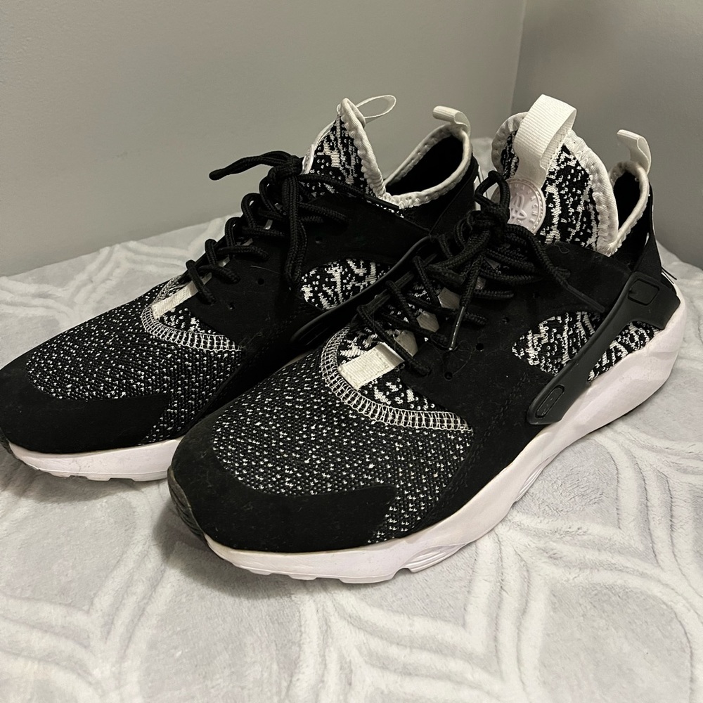 Nike Air Huarache Run Ultra Static
